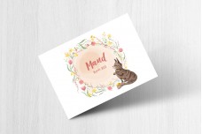 Kat met bloemen